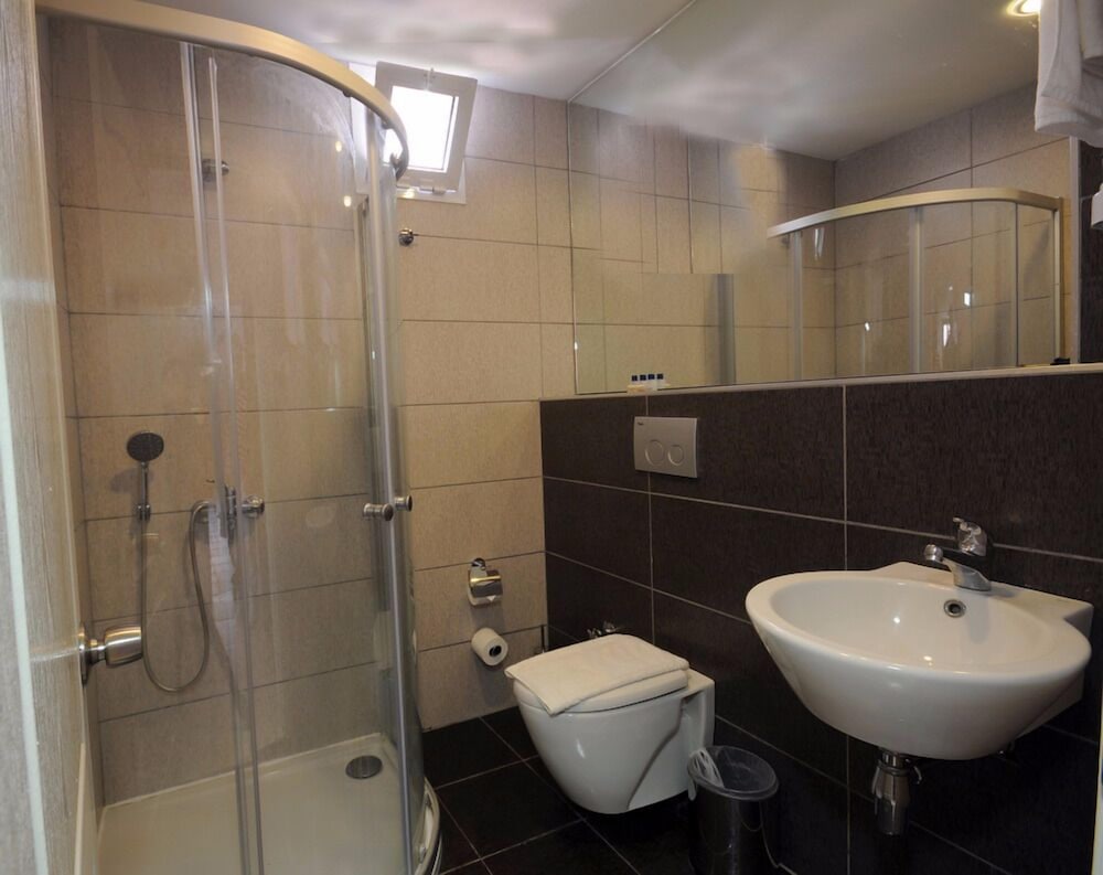 Standard Double or Twin Room, Sea View photo 3