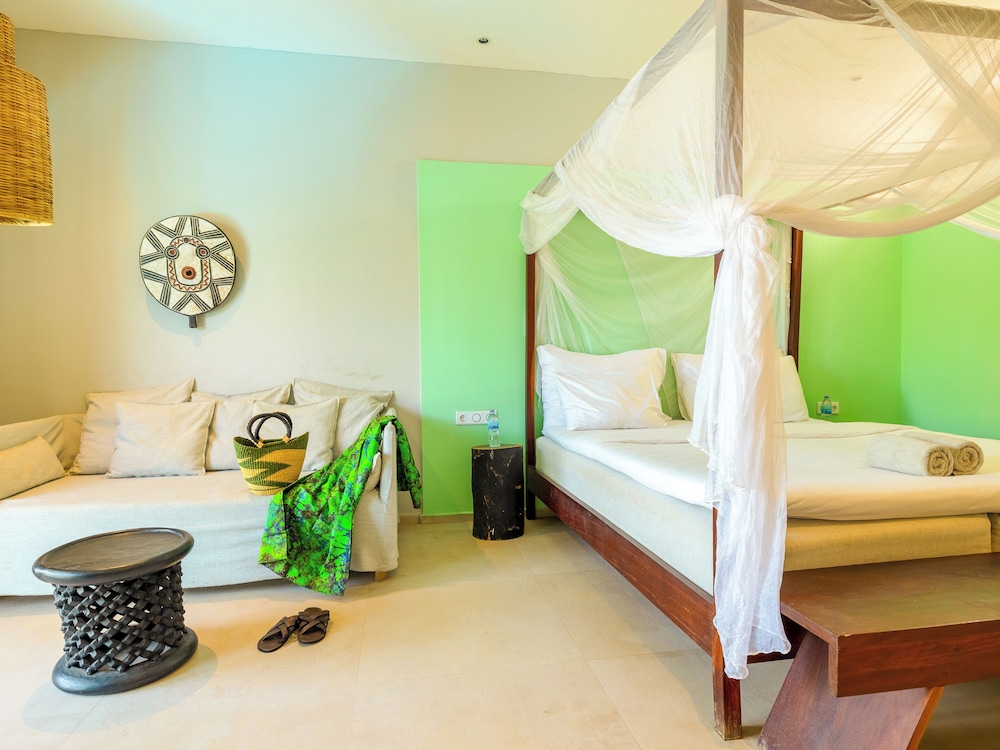 Premium Room, Pool View - Photo 6