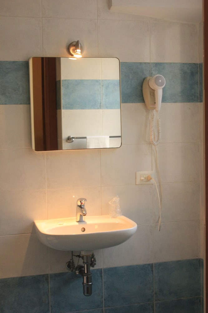 Matrimoniale Room - Photo 4