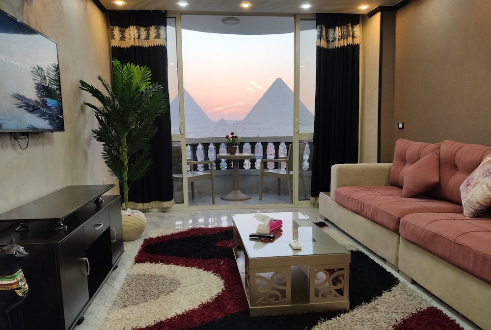 Deluxe Apartment photo 3
