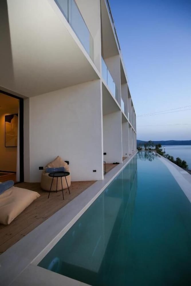 Double Room, Private Pool photo 3