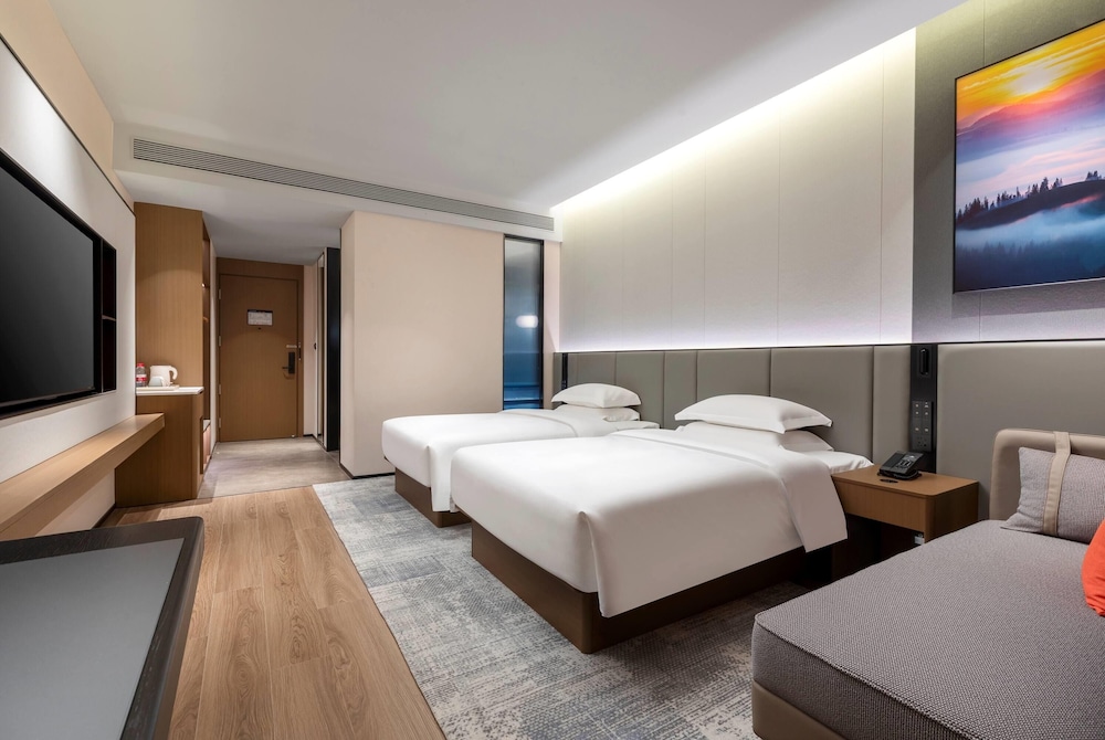 Executive Room, 2 Twin Beds, Non Smoking, City View