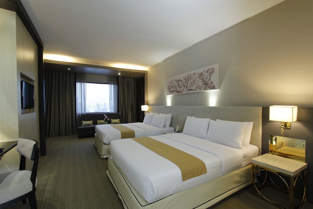 Triple Grand Deluxe photo 3