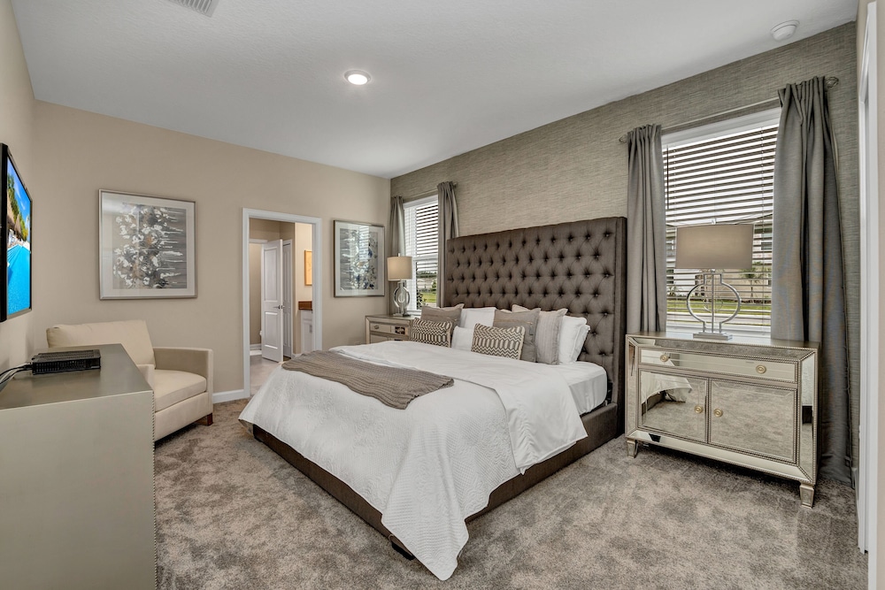 Villa (8844CRUDEN)