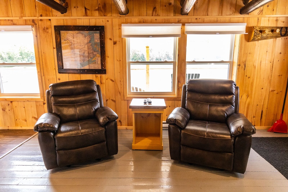 Deluxe Studio Suite photo 3