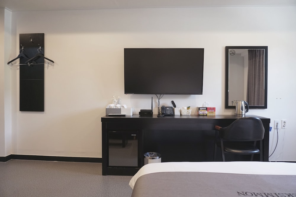 Standard Double Room photo 2