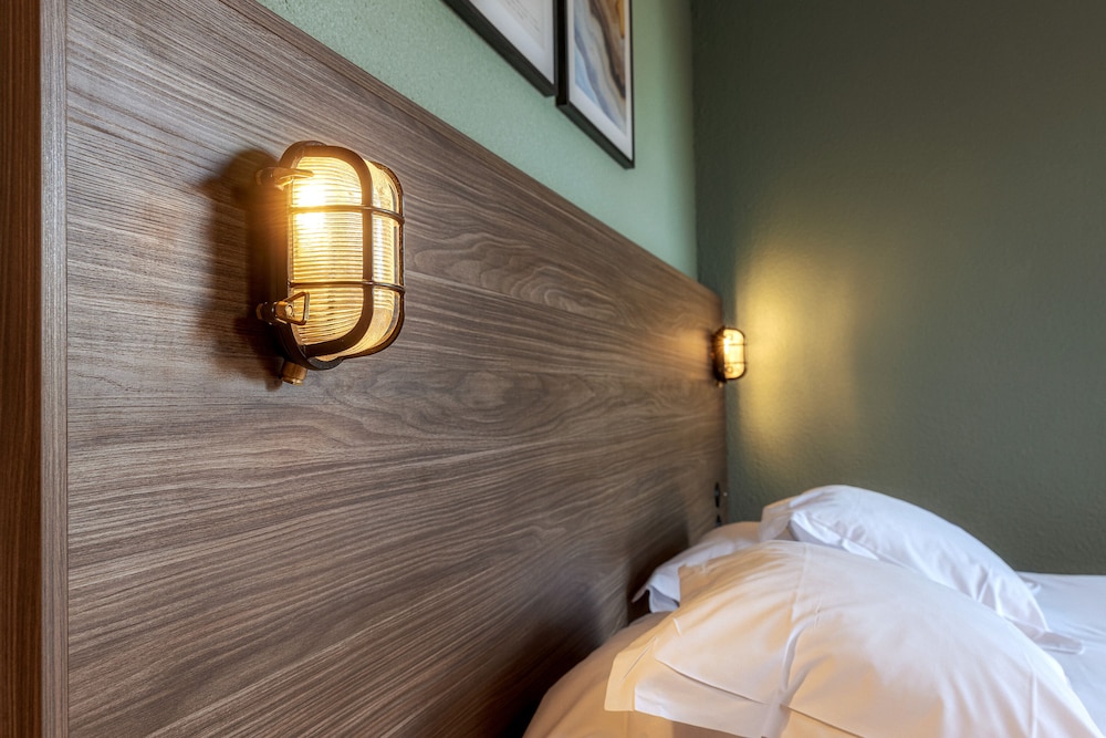 Triple Room - Photo 9