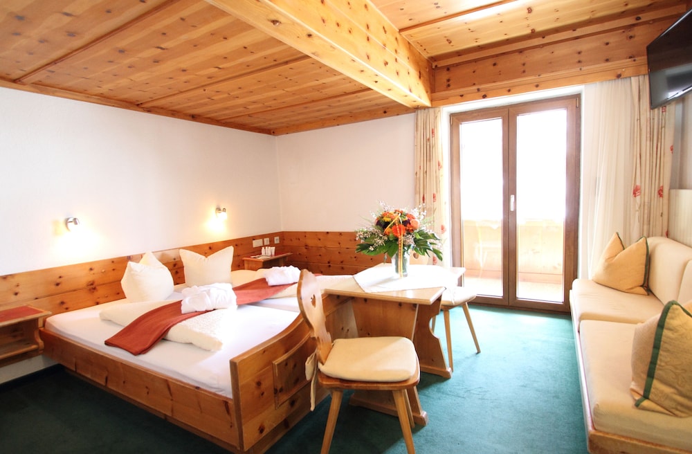 Double Room (Zirbe) photo 1