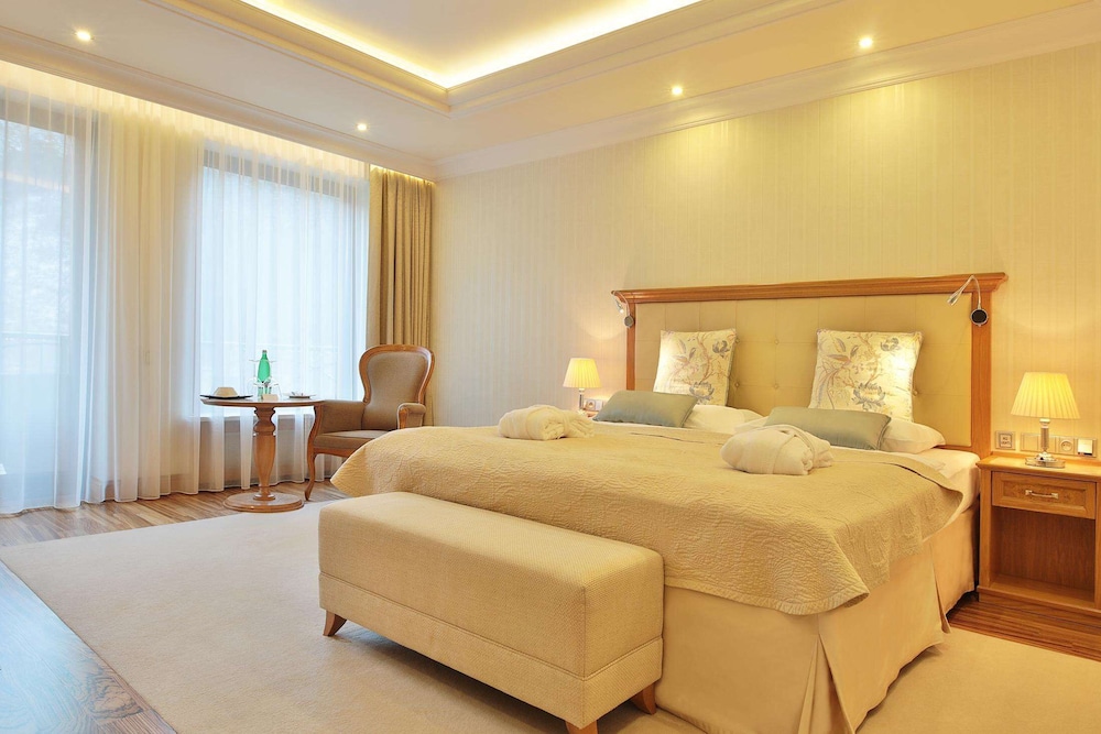 Superior Double Room, Balcony, River View