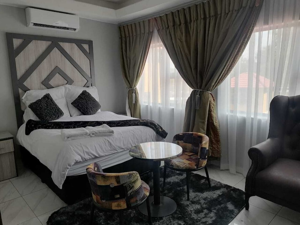 Luxury Double Room photo 1