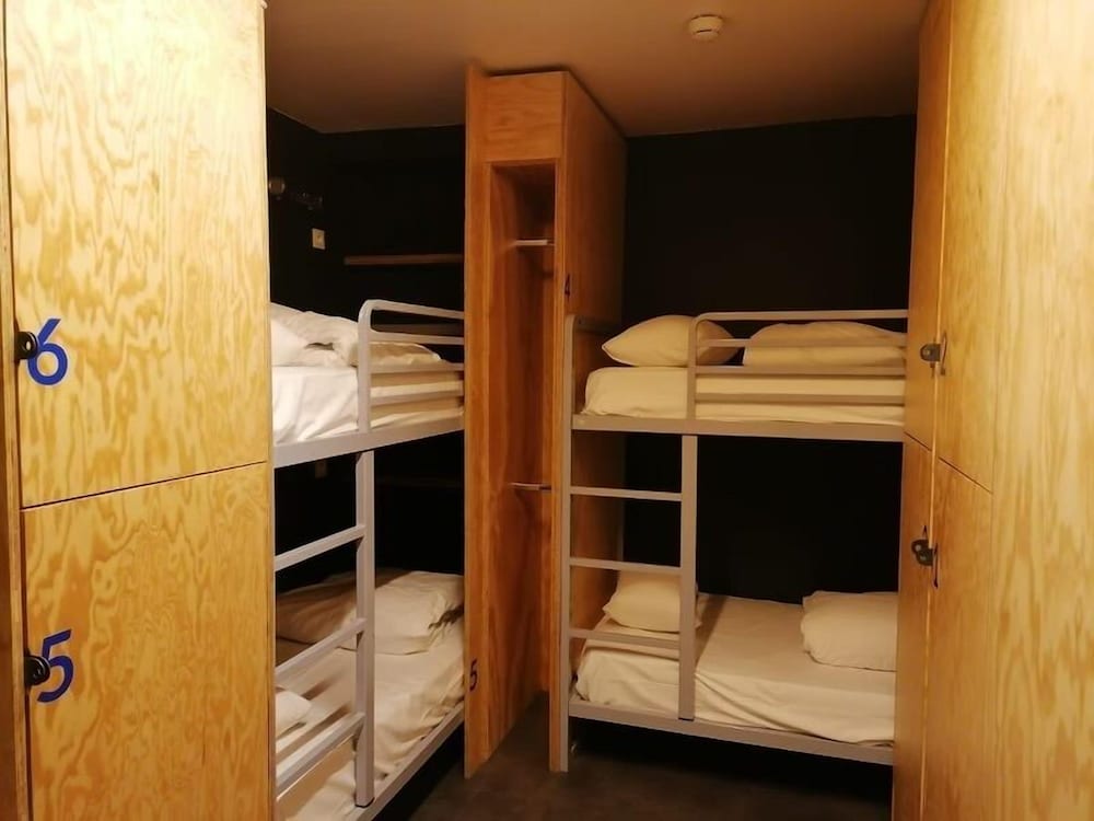Eklo private Dormitory for 6 persons photo 1