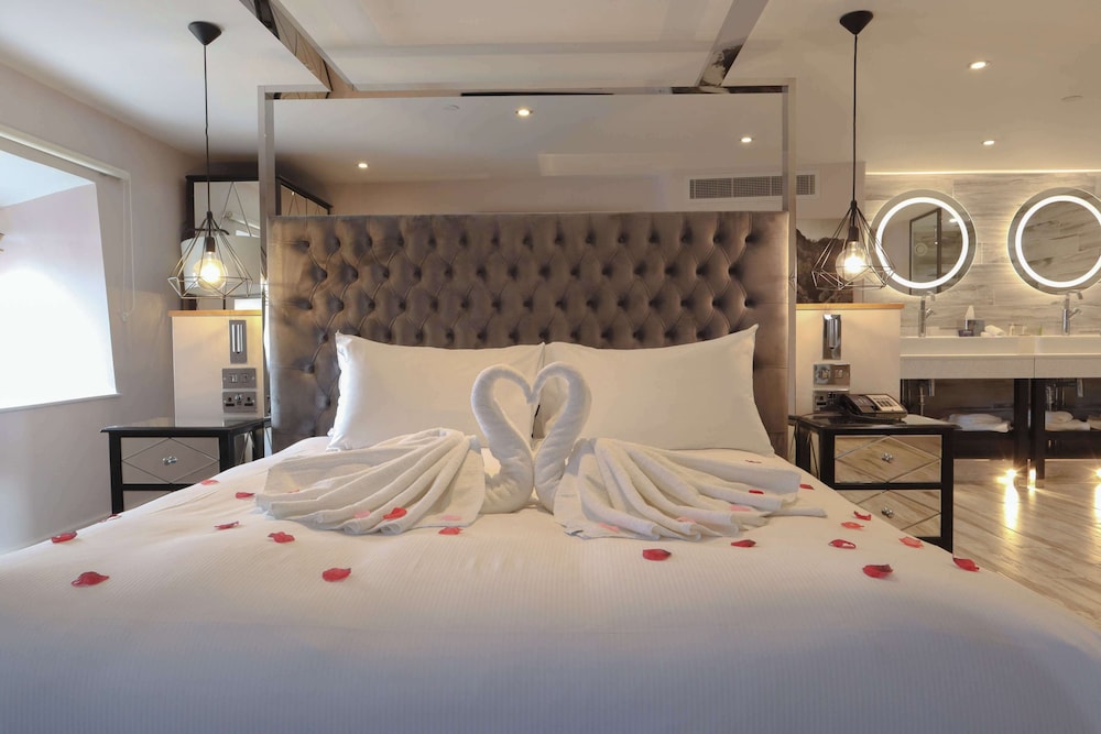 Loft, 1 King Bed