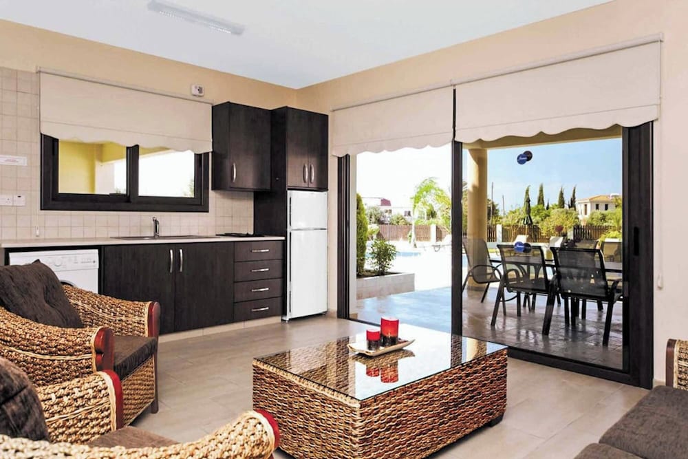 Villa (3 Bedrooms) photo 2