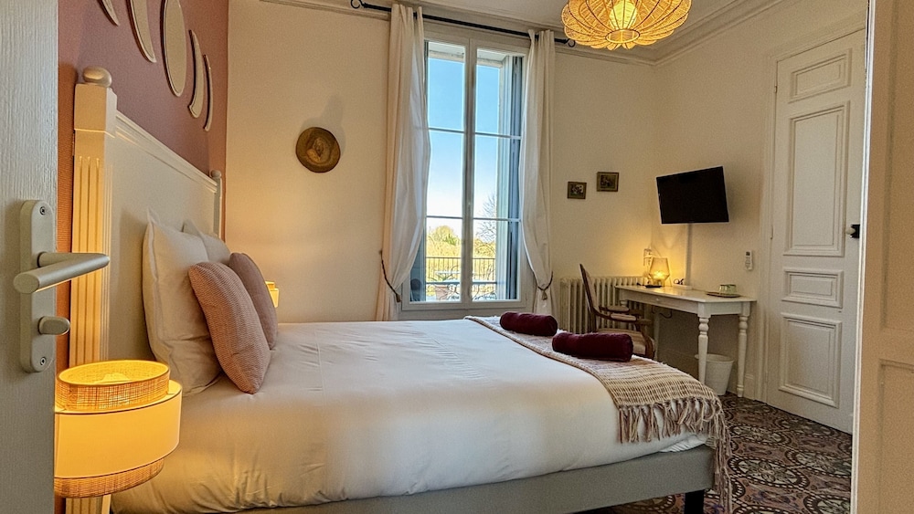 Double Room - Photo 9