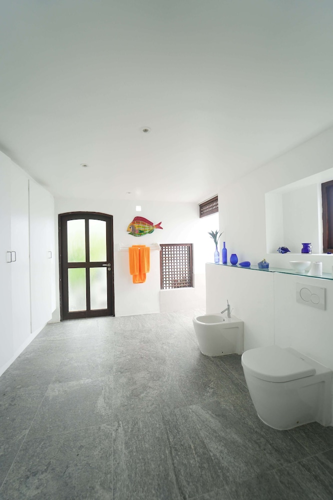 Luxury Suite, 1 Bedroom, Balcony, Ocean View photo 2