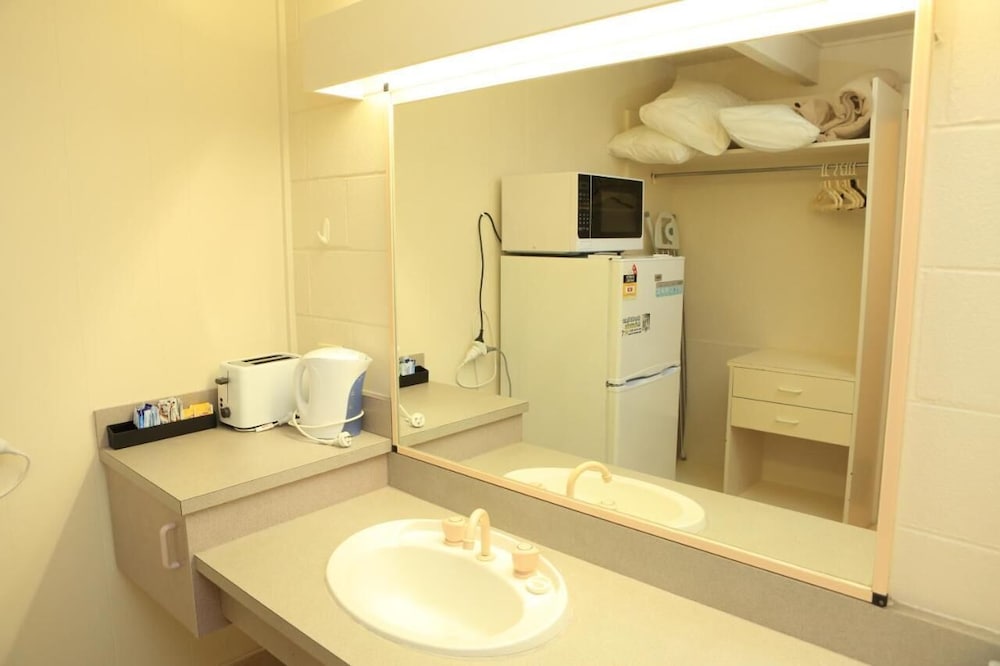 Basic Double Room, Ocean View photo 3