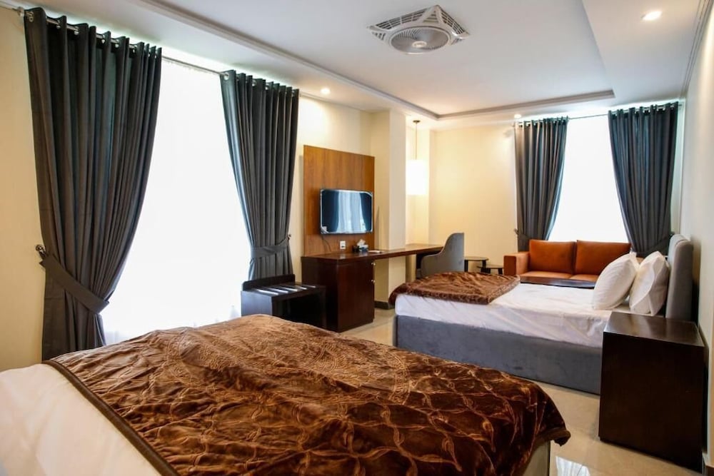Family Suite