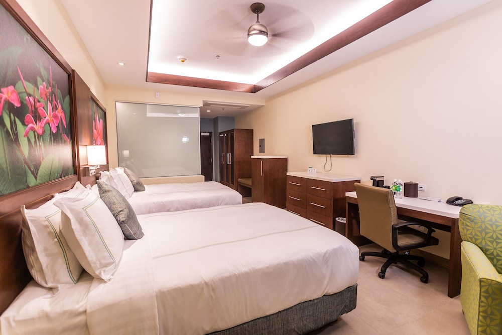 Executive Room, 2 Queen Beds, Non Smoking