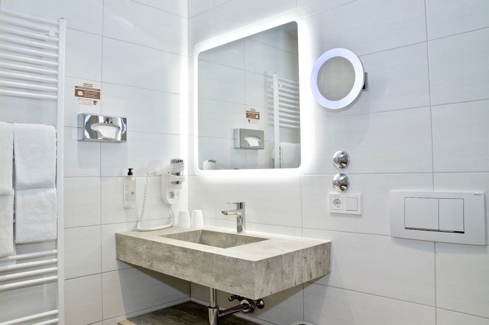 Comfort Room - Photo 4