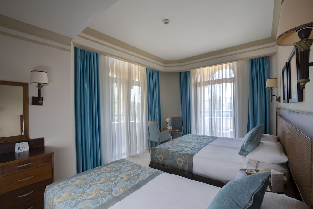 Economy Room