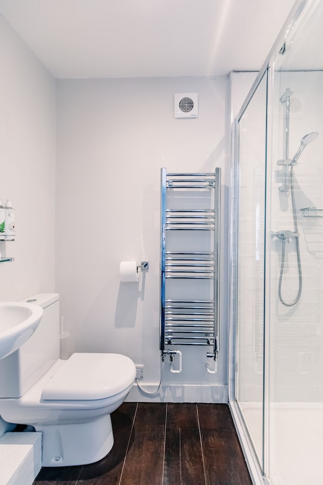 Standard Double Room, Ensuite (Blackcap) - Photo 4