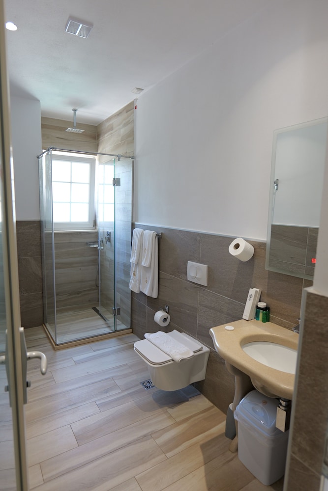 Premium Suite photo 2