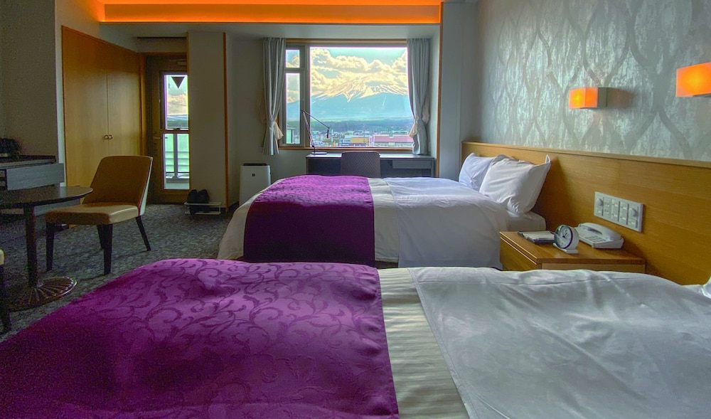 Special room deluxe twin room 2 bedrooms Mt. Fuji side with terrace top floor (34.23 square meters)