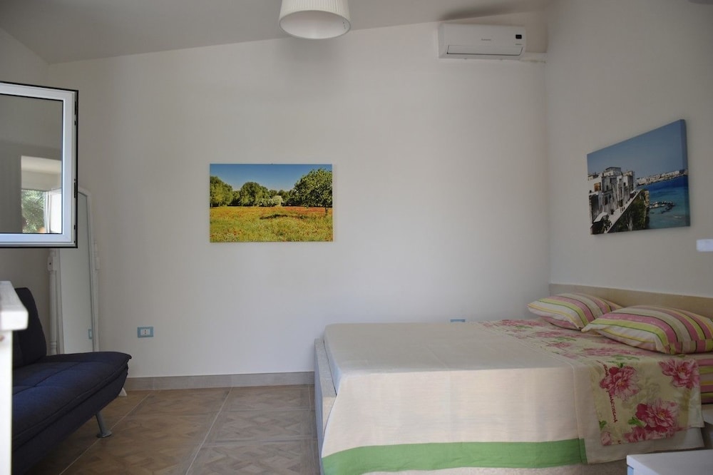 Family Apartment, 1 Bedroom, Patio, Garden Area photo 1