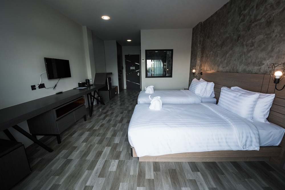 Twin Room - Photo 2