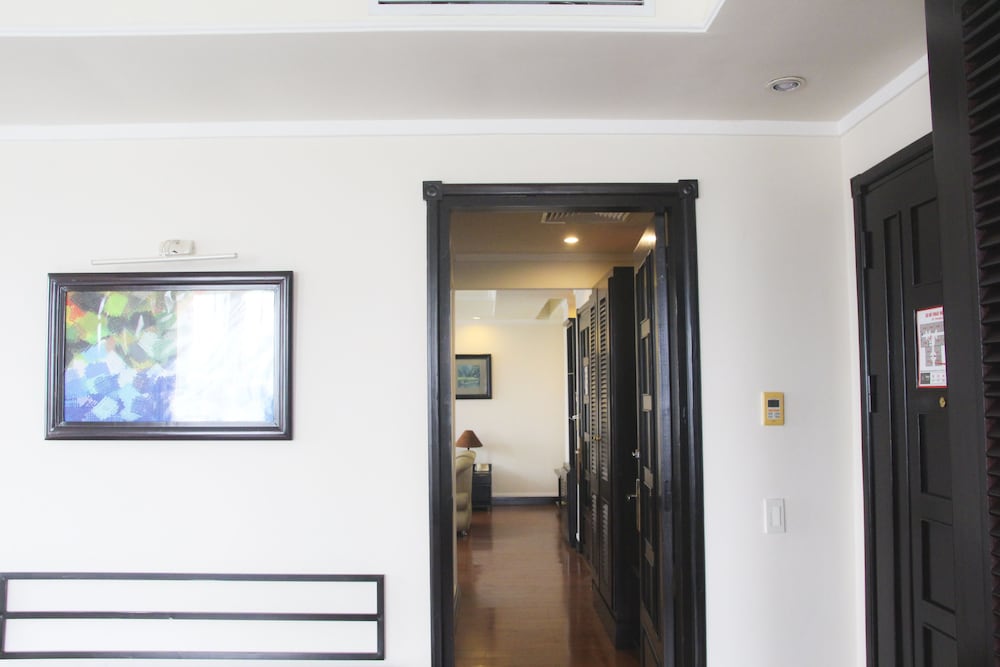Suite Double (French Wing) - Photo 6