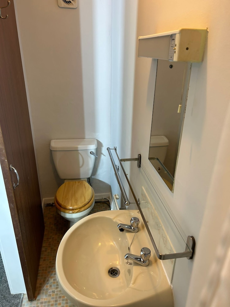 Twin Room, Sea View - Photo 6