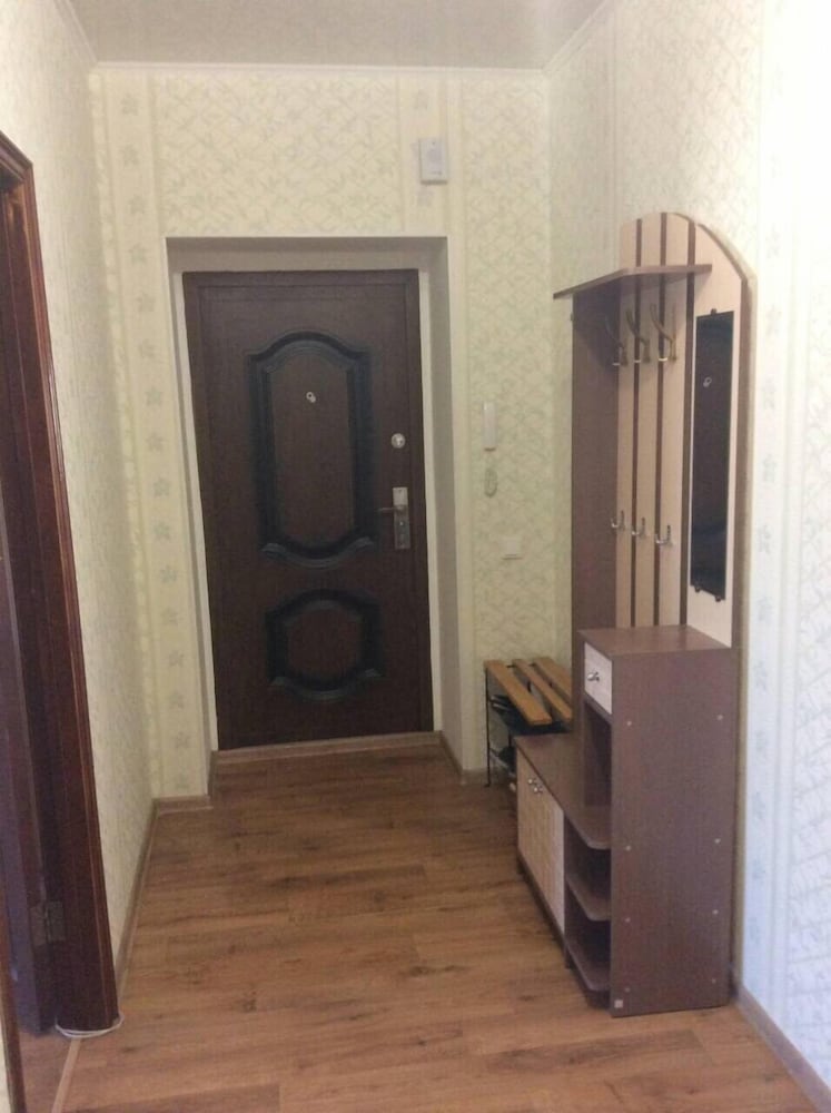 Apartment photo 2