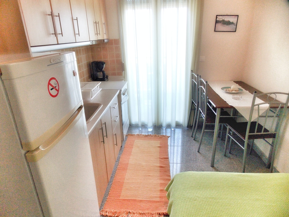 Basic Apartment, 1 Bedroom photo 3