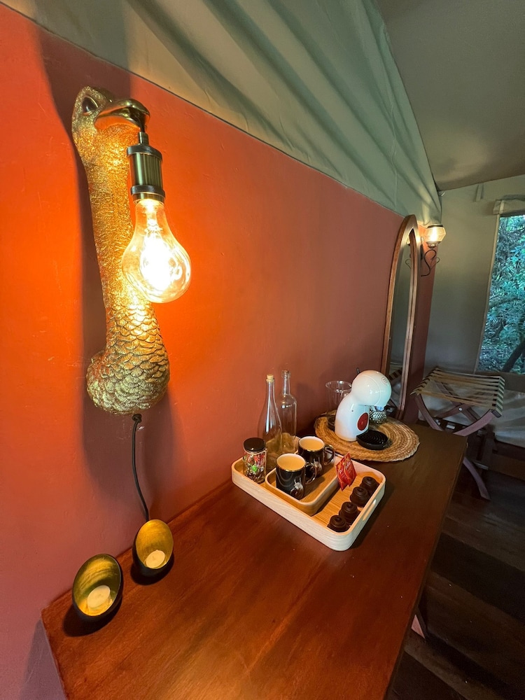 Luxury Tent, 1 King Bed, Garden View photo 2
