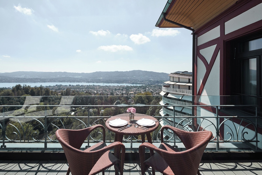 Grand Suite, Panoramic Rooftop, Livingroom, Fireplace, Sauna, Butler, Spa Access (12 years+) - Photo 6