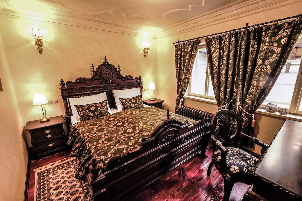 Suite (The Terrace Suite - 108)