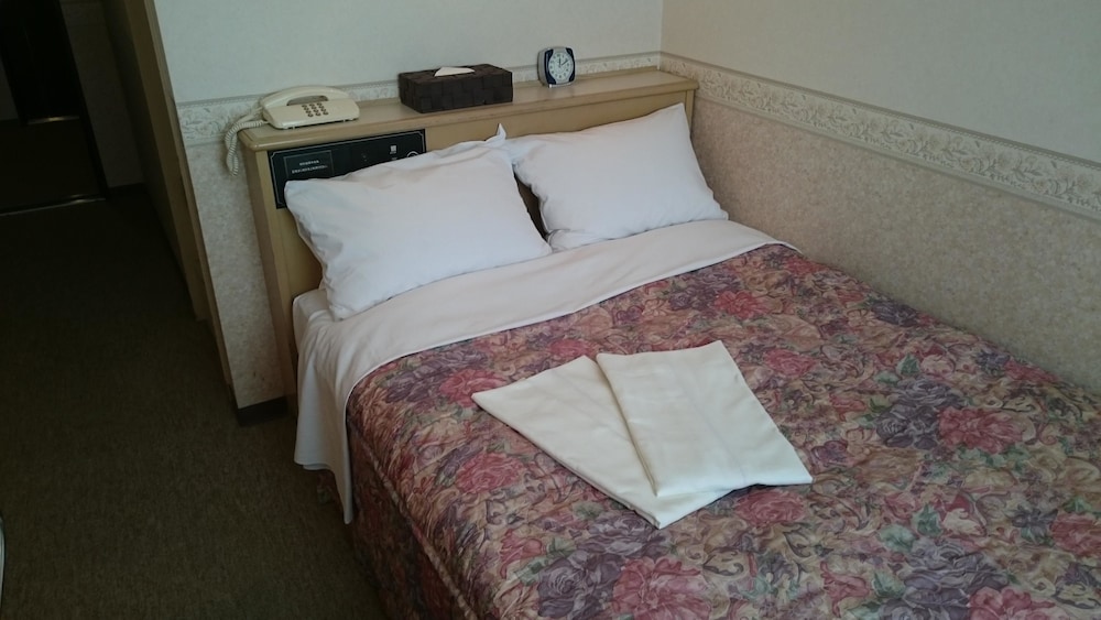 Semi Double Room, Smoking photo 3