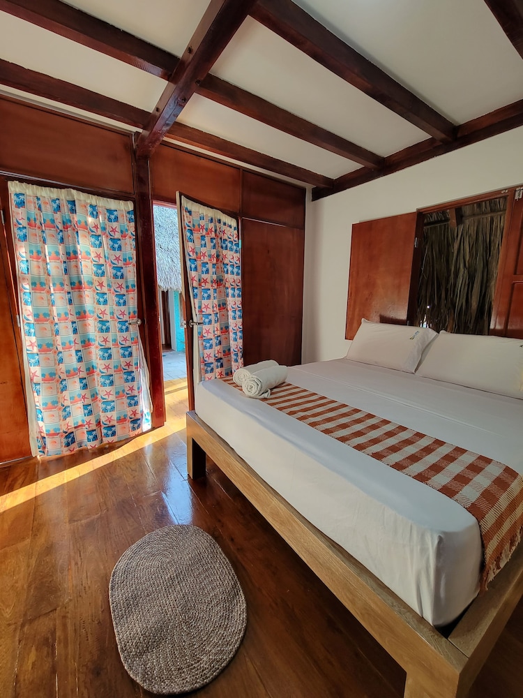 Luxury Room, Garden View, Beachside