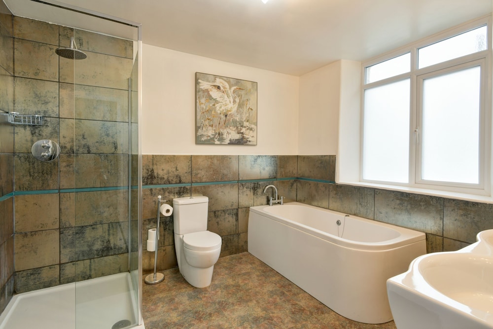 Double Room, Ensuite (Bed & Breakfast) photo 3