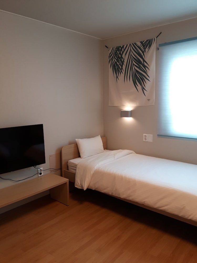 Superior Twin Room photo 3