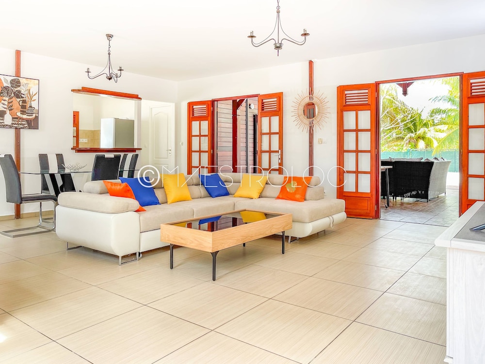 Exclusive Villa photo 1