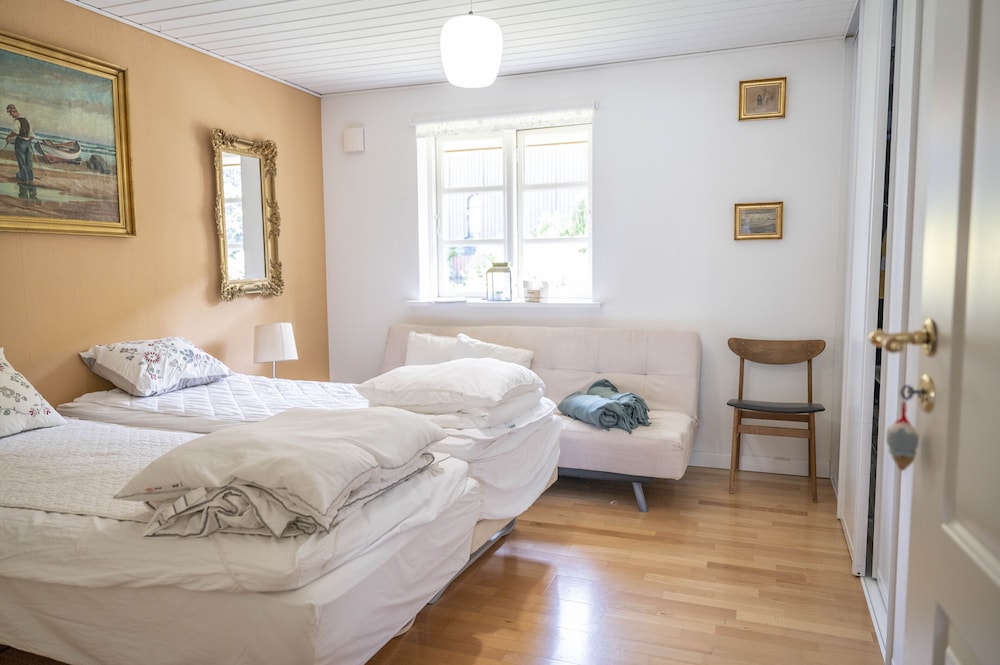 Classic Double or Twin Room, Accessible photo 3