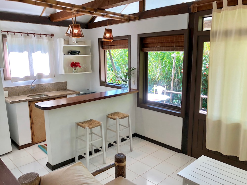 Traditional Bungalow, 1 Bedroom, Ground Floor photo 3