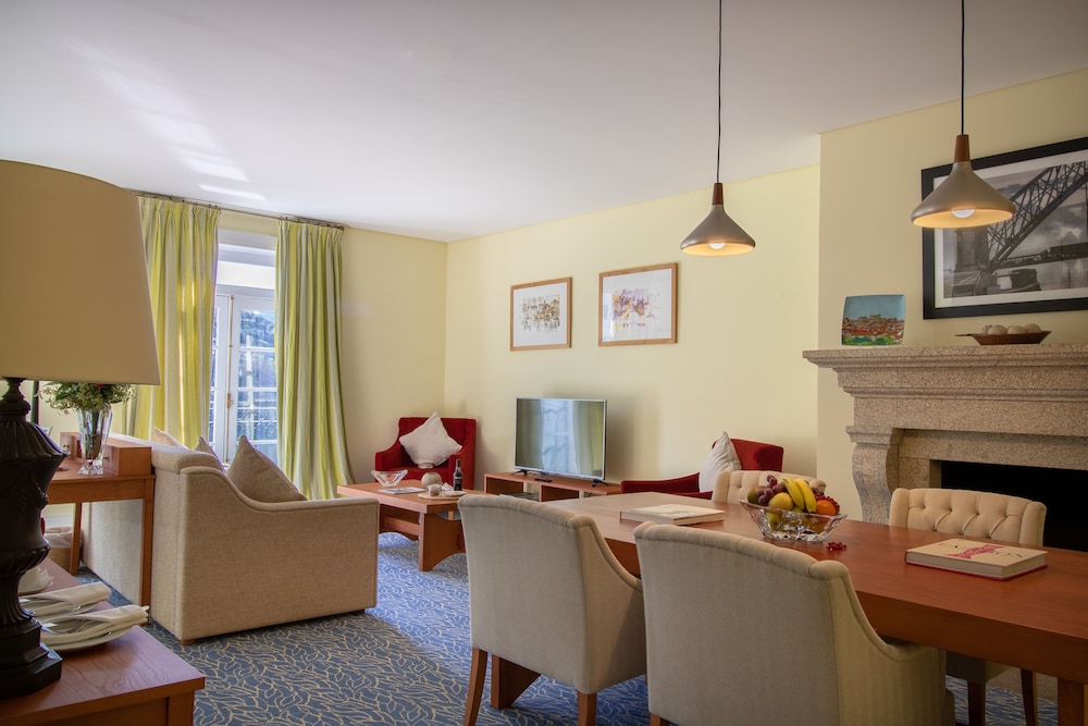Master Suite Douro River View - Photo 17