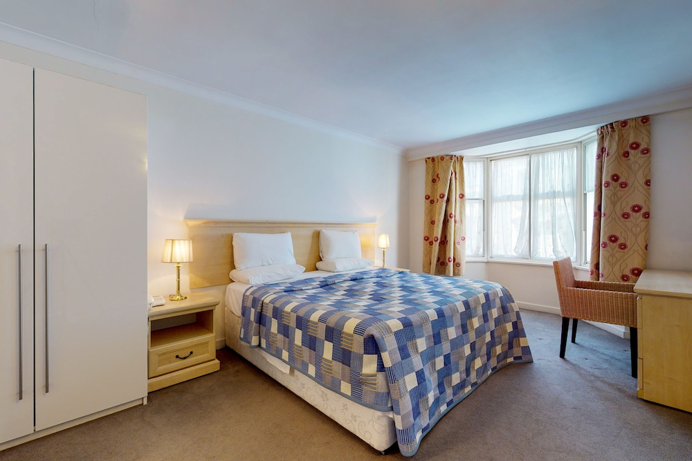 Superior Apartment (Apartment 10, 4 Persons)