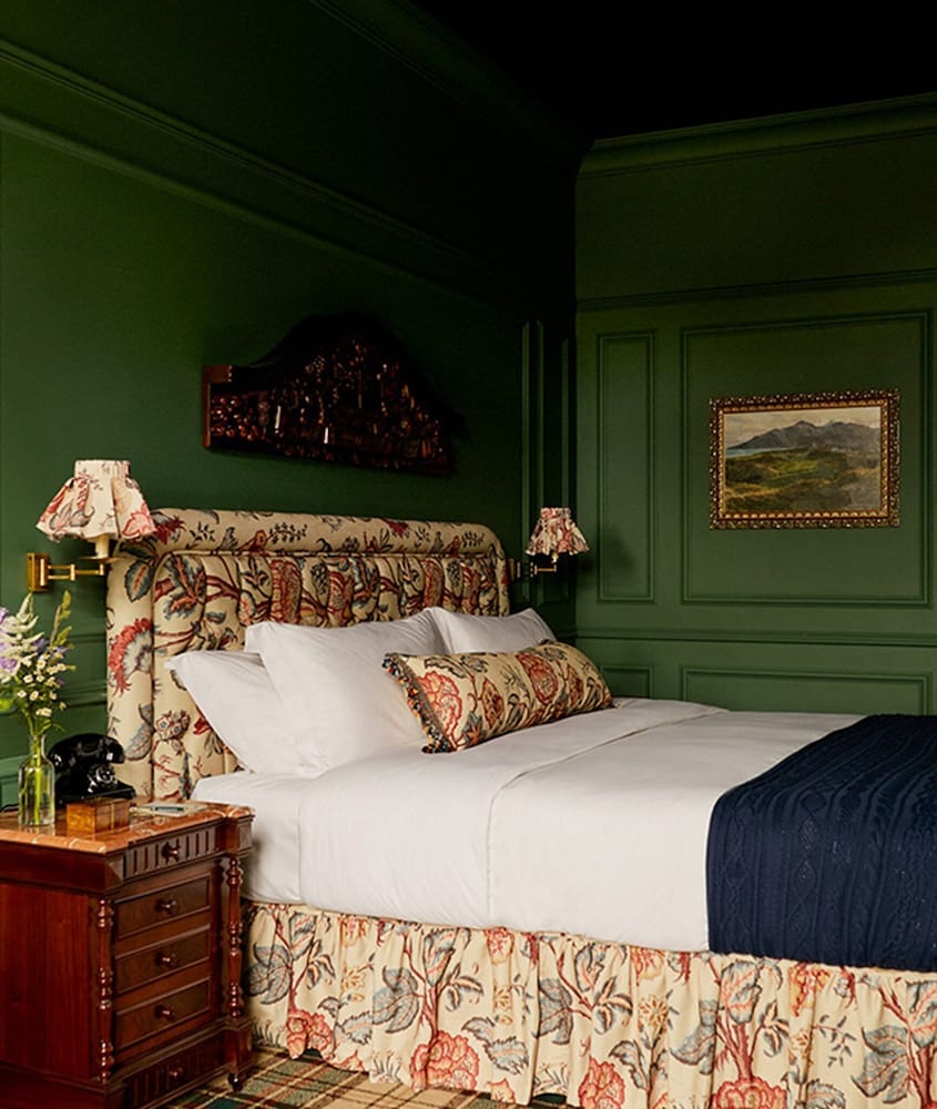 Superior Room, 1 King Bed (Resort King or Twin) - Photo 1