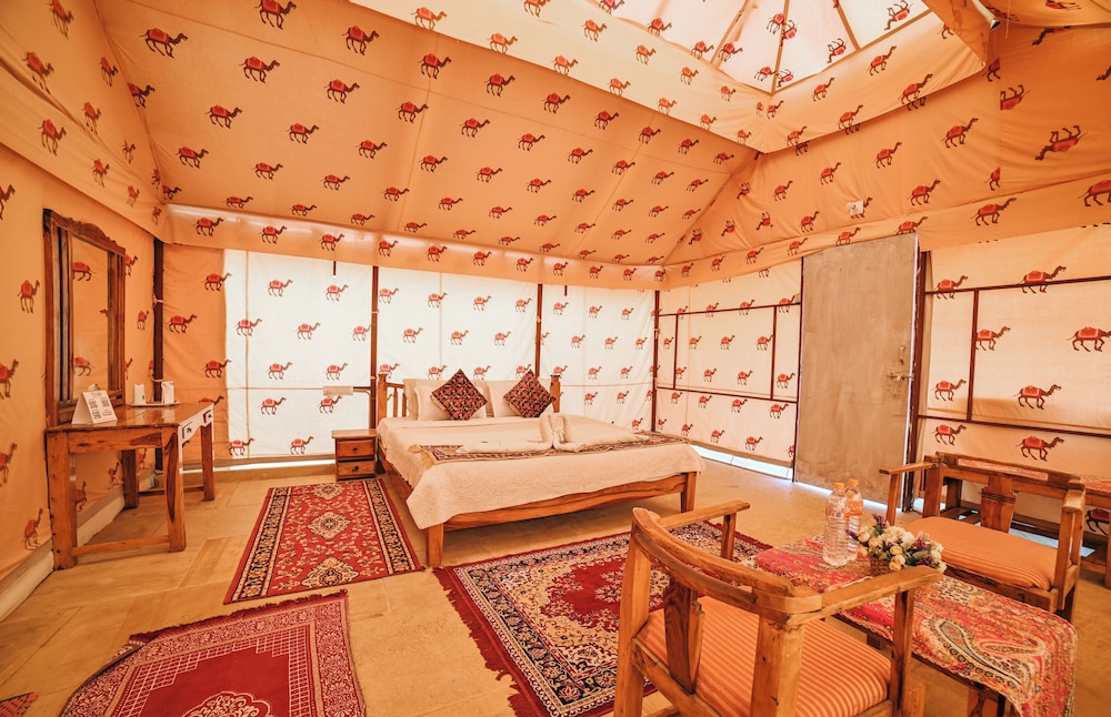 Deluxe Double Room, Desert View