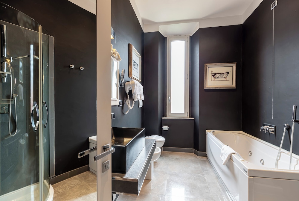 Quadruple Room - Photo 20