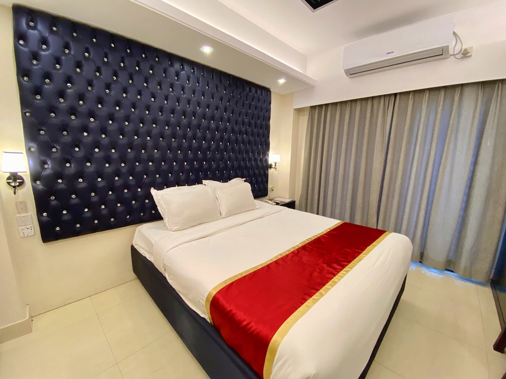 Executive Double Room, City View - Photo 7