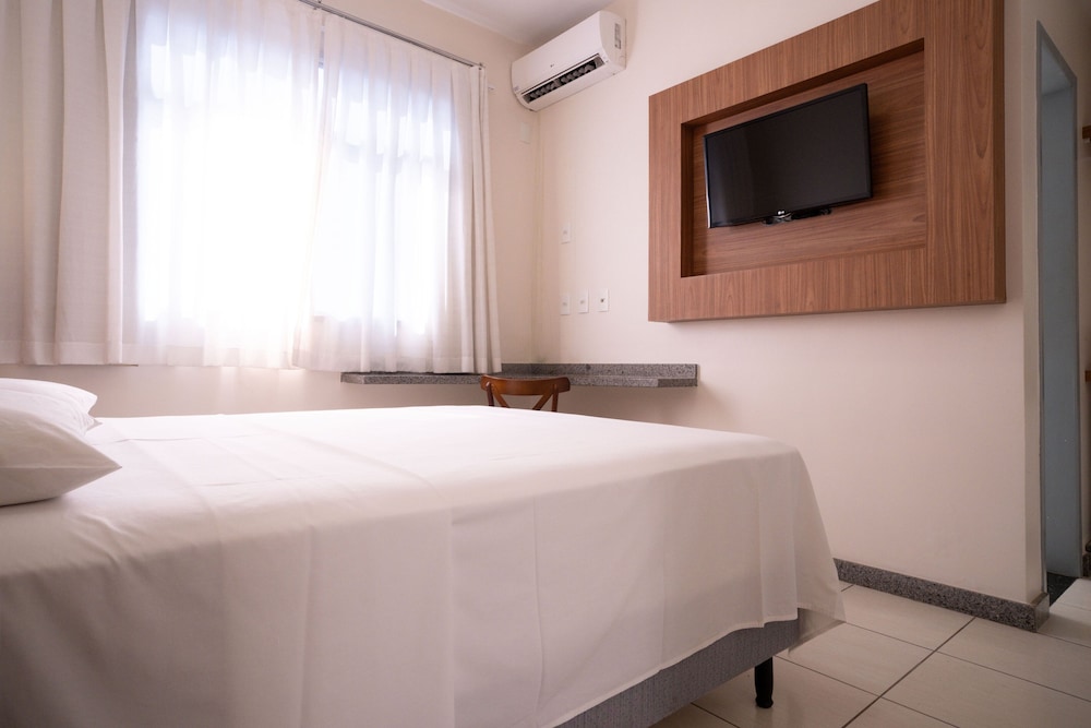 Standard Double or Twin Room photo 2